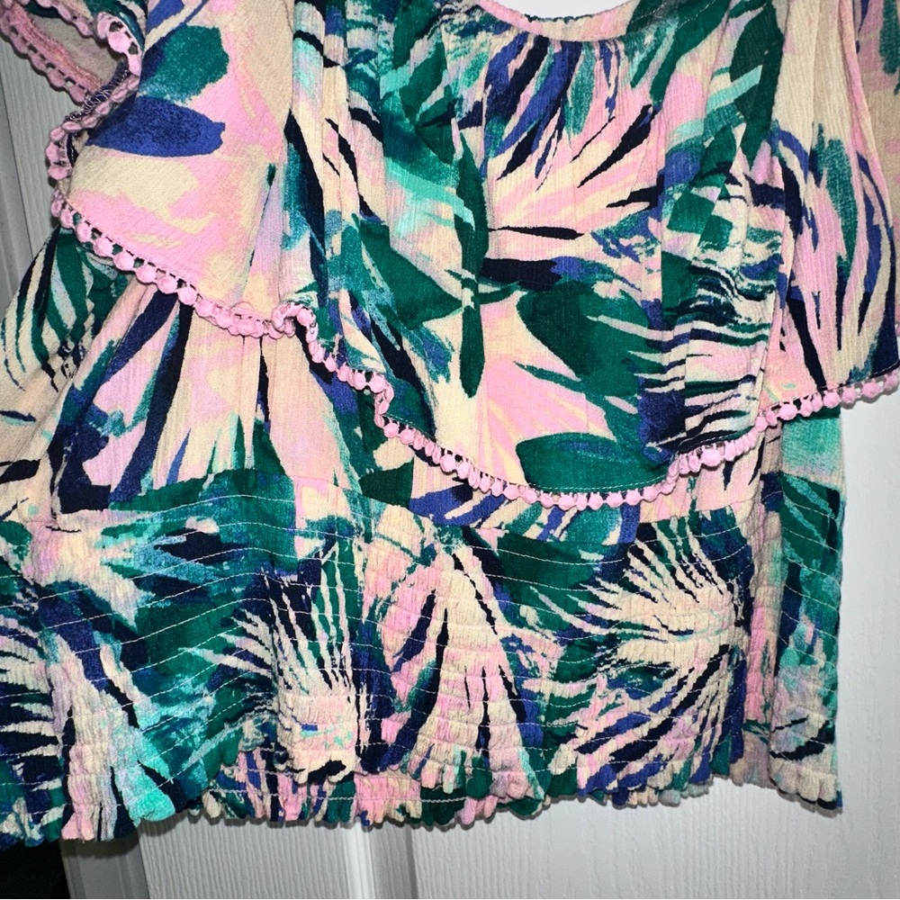 Torrid top - Picture 2 of 6